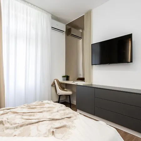 The Nest - Center - Old City - 2 Bedrooms Bucharest Exterior photo