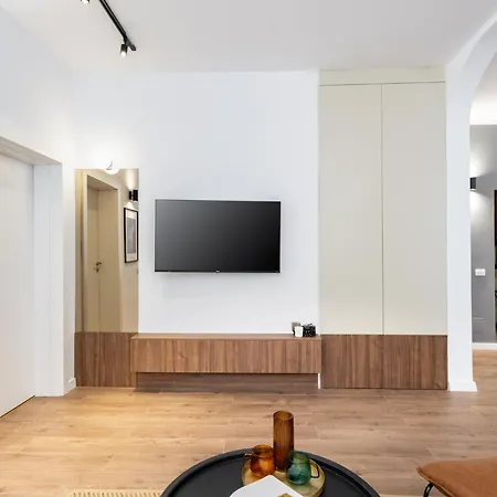The Nest - Center - Old City - 2 Bedrooms Bucharest Exterior photo