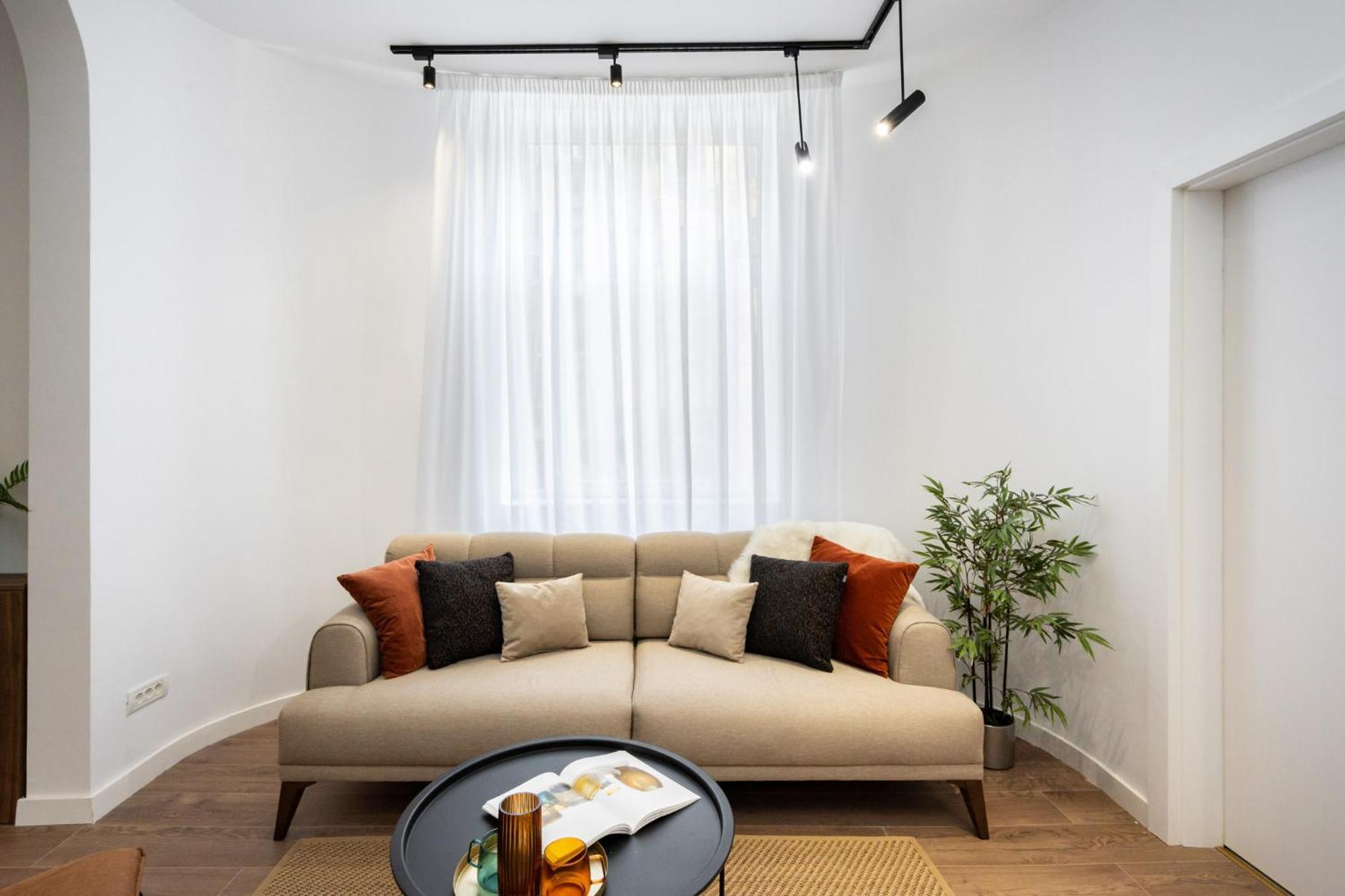 Apartment The Nest - Center - Old - 2 Bedrooms Bucharest